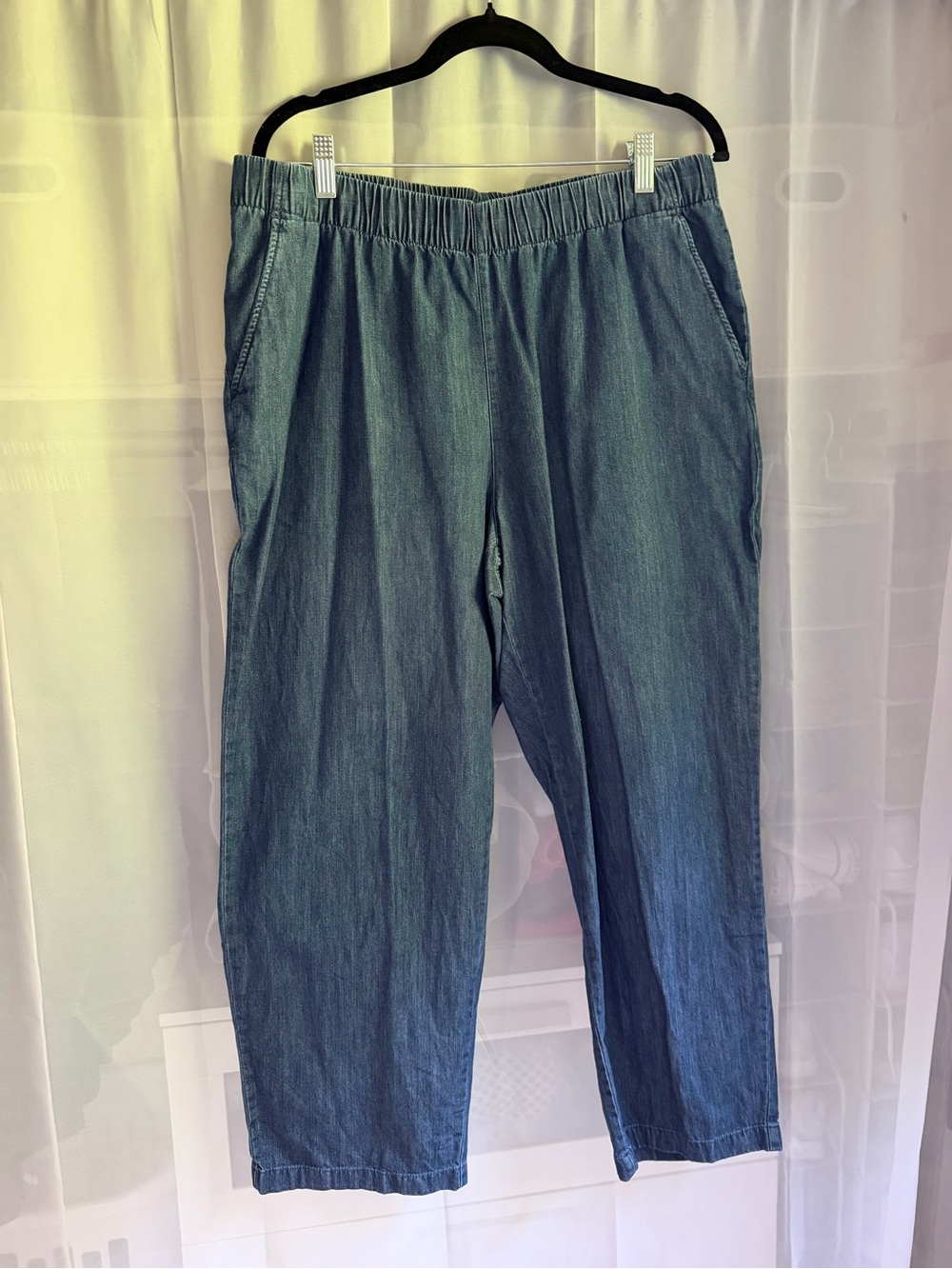 Uniqlo Elastic-Waist Blue Jeans